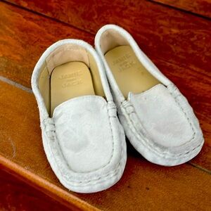 Janie and jack suede light grey driving shoes size 7 toddler shoe.